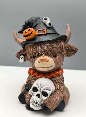 跨境新品万圣节蜘蛛南瓜高地牛雕像家居桌面装饰品摆件办公室摆件