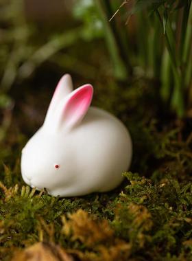 可爱小兔子摆件迷你动物陶瓷工艺品家居桌面装饰品盆景微景观造景