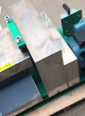 甘蔗压榨机全自动甘蔗榨汁机半T大型电动设备蔗糖汁机厂家供应