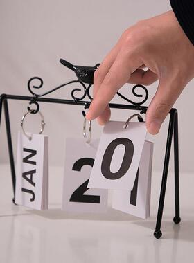 创意铁艺拍照时间日期牌2025年小鸟日历摆件桌面书桌家居装饰品