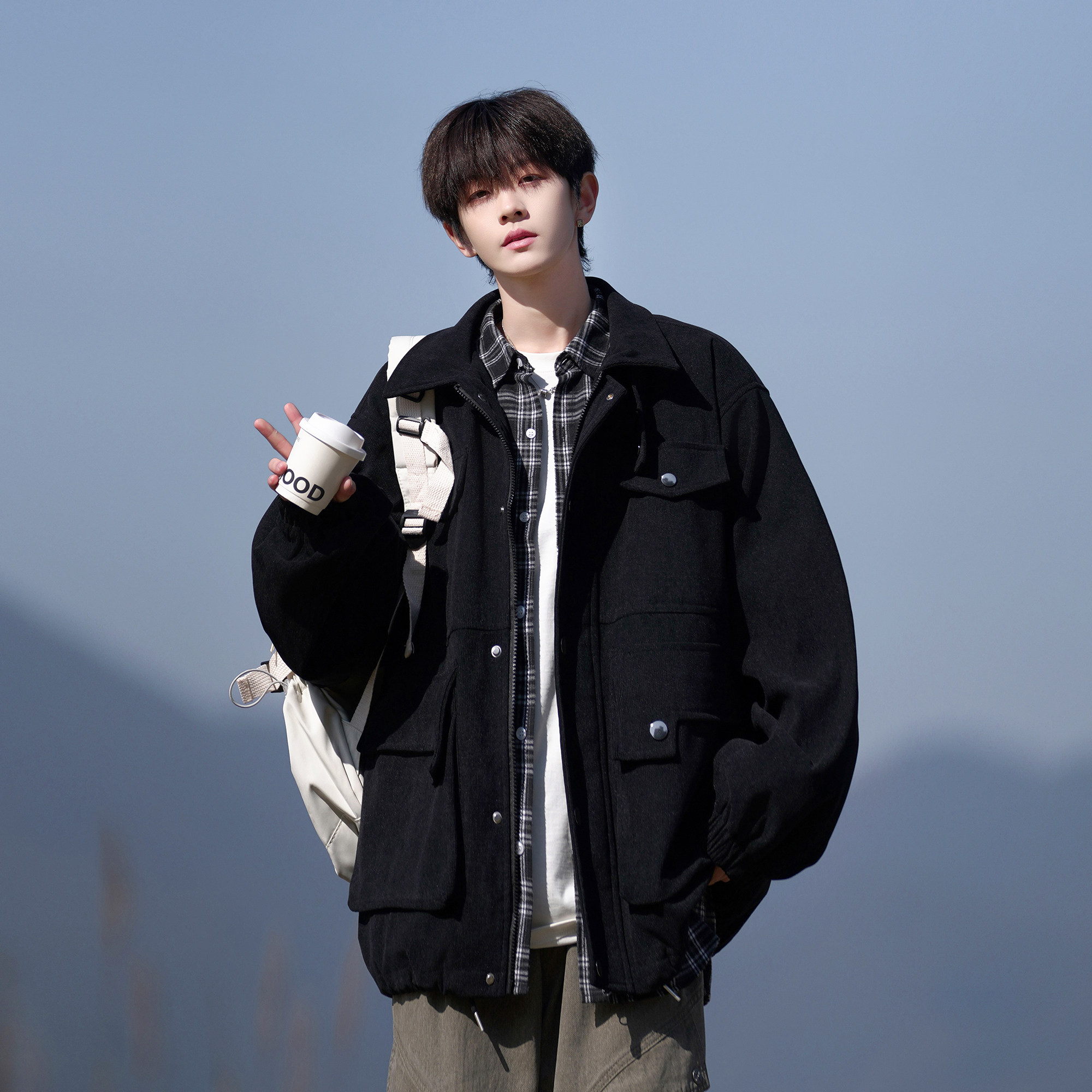 二更 灯芯绒翻领男生外套春秋日系复古潮牌宽松痞帅工装夹克男款