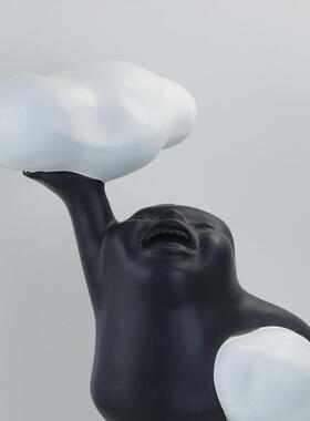 现代简约卡通人物大号雕塑摆件书房客厅样板房酒店米兰时尚装饰品