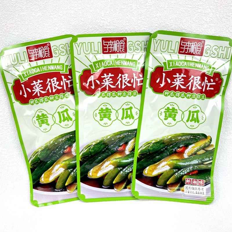 与李湘食小菜很忙黄瓜泡萝卜魔芋贡菜莴笋木瓜丝搭粥咸菜下饭菜