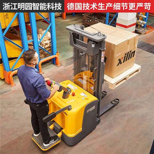 叉车站驾式电动堆垛车CDD15K-III升降叉车机卸货车堆高车 - 图1