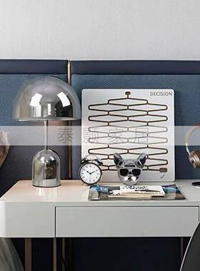 简约现代样间男孩房书桌软板装摆件售童楼处BRO儿房桌面意创组合