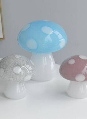 纯手工琉璃摆件 可爱迷你小蘑菇摆件客厅餐桌装饰品