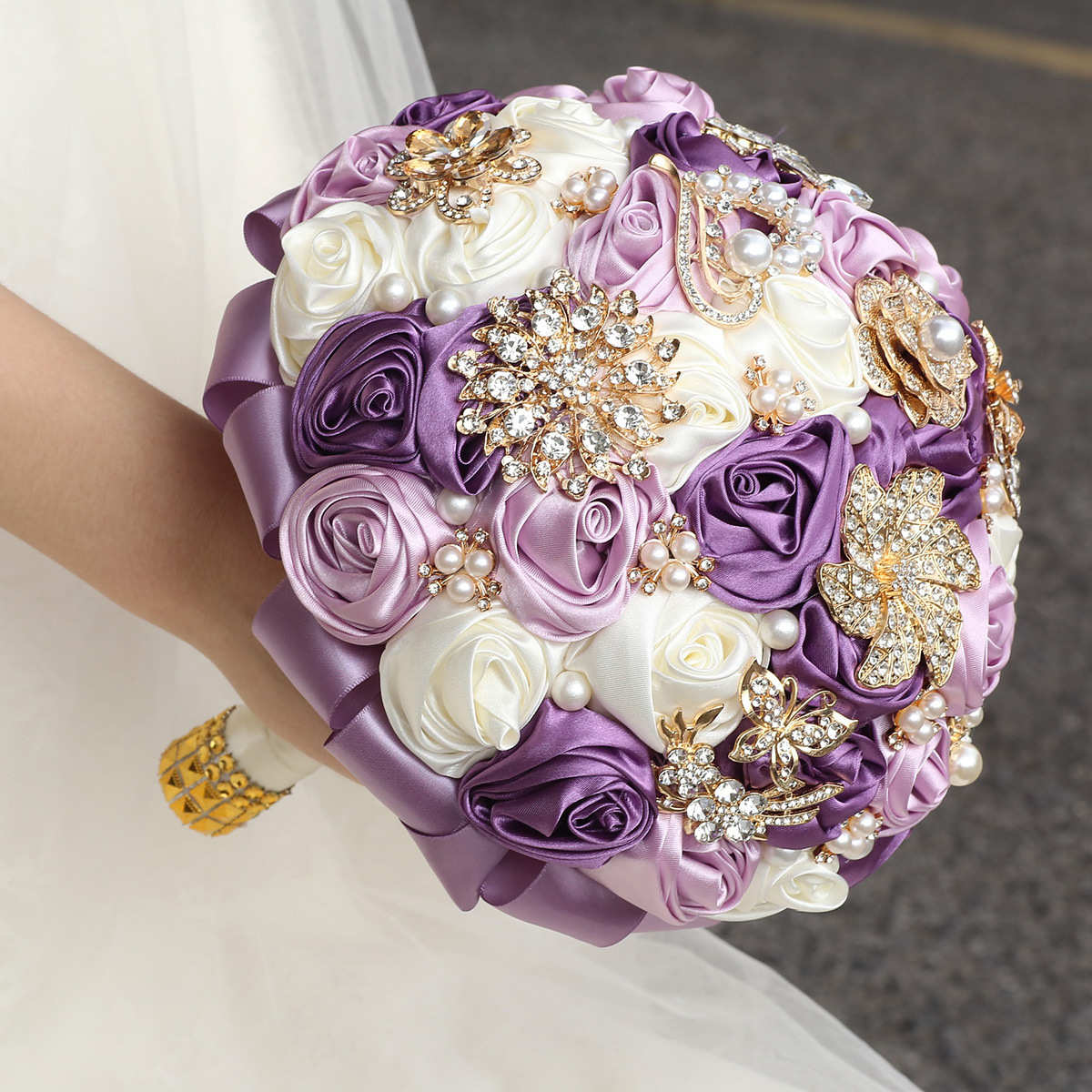 新娘捧花水钻缎带玫瑰卷手捧花婚礼结婚庆用品厂家W913B-1 - 图1