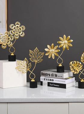 高端摆件家居饰品奢华高级感客厅现代简约金色铁艺树叶摆件客厅电