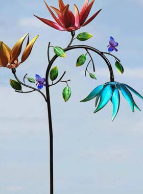 Sunflower windmill 带有三个旋转花朵和蝴蝶的大型金属风车地插