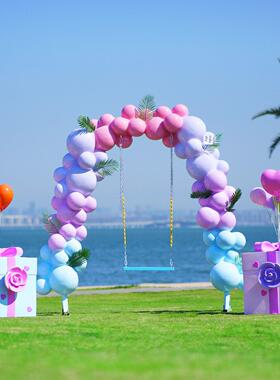 商场景区网红云朵气球秋千座椅户外公园海边拍照打卡爱心美陈摆件