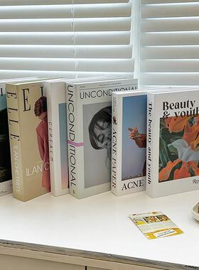 ins假书装饰书时尚简约现代彷真书创意生活杂志桌面摆件摄影道具