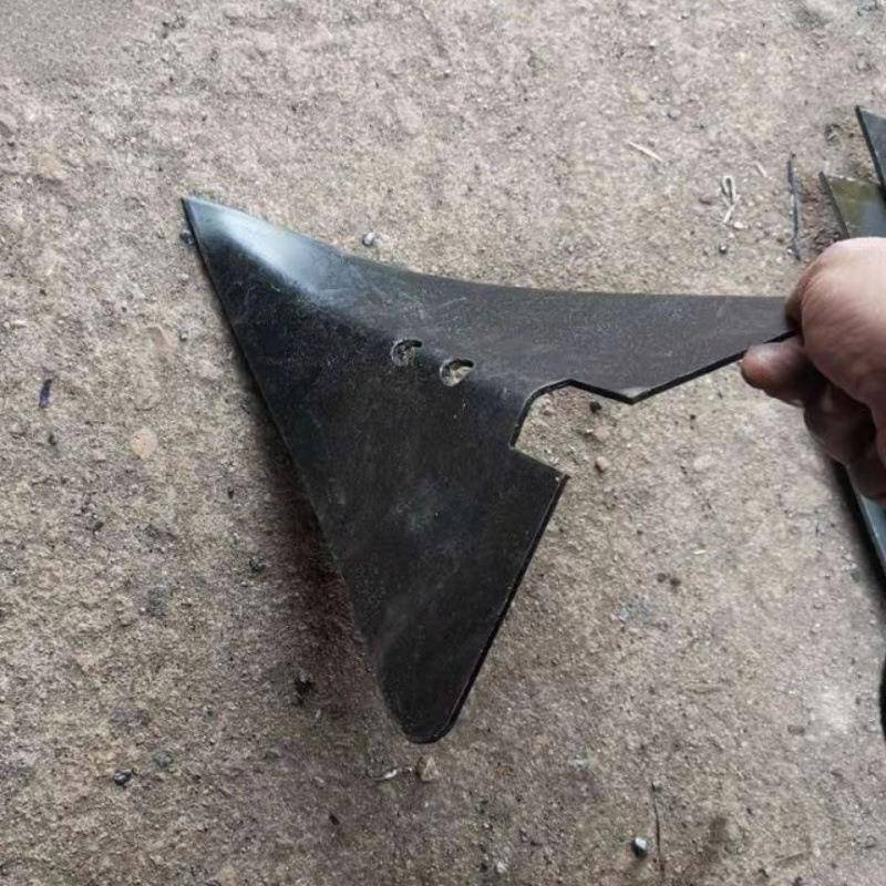 A complete list of accessories for agricultural small tillage machines including furrowing plows, furrowers, furrowing and soil cultivating machines