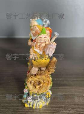 跨境新款现货七个小矮人树桩侏儒雕像花园庭院装饰摆件树脂工艺品