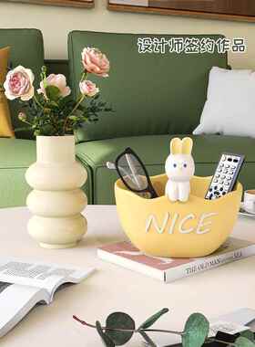 入口钥匙收纳装饰品兔子电视柜鞋柜入口家装乔迁礼物