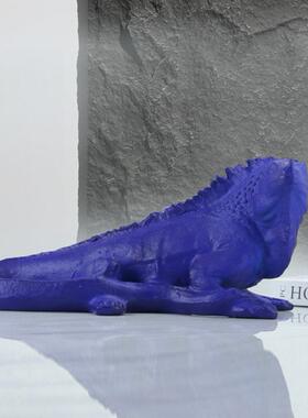 简约现代抽象蜥蜴创意艺术动物软装饰品样板房间家居客厅玄关摆件