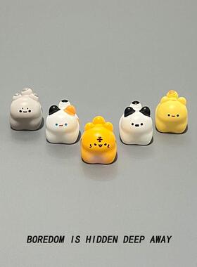 无聊瞭，摆几只卡通可爱小猫公仔桌面小摆件车载中控台屏幕装饰品