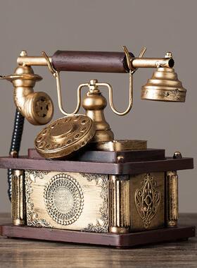 复古铁艺电话机摆件仿古做旧老式手摇电话机模型家居橱窗装饰