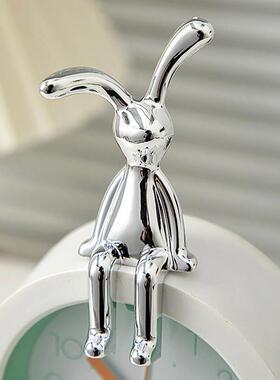 创意网红卡通坐姿长耳兔子摆件轻奢高档客厅电视柜酒柜玄关装饰品