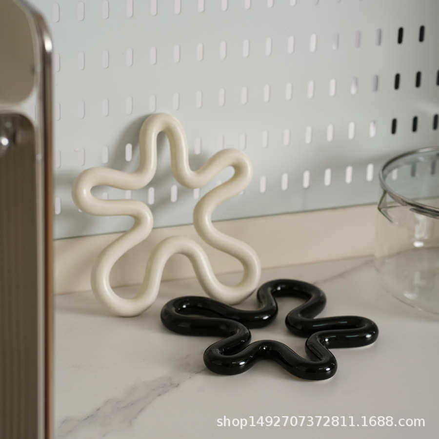 北欧风陶瓷隔热垫餐垫创意不规则抽象锅垫厨房汤碗盘子垫杯垫茶壶,淘宝优惠券,粉丝福利购,淘宝优惠卷