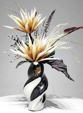 现代轻奢银色花瓶插仿真花艺摆件样板间客厅餐桌茶几样品屋展示中