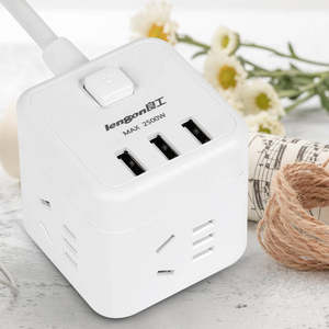 良工lengon德标转换器插座插头usb魔方插座插排出国旅一转四新国