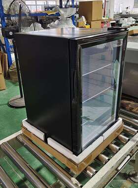 70L0~10℃玻璃门迷你饮料冷藏冰箱SC70