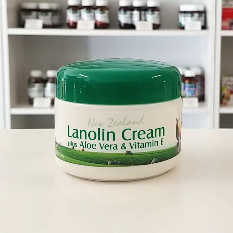 易渗漏慎拍 绵羊油面霜 E 维生素 Cream Lanolin 易渗漏慎拍 绵羊油面霜 E 维生素 Cream Lanolin