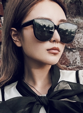 2025新款韩版潮白色边框周扬青墨镜女ins抖音网红复古太阳镜街拍