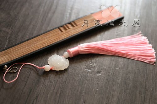 月亮扇子配件 精美扇子挂件 扇坠 白色玉石莲花流苏 扇穗 多色入 - 图0
