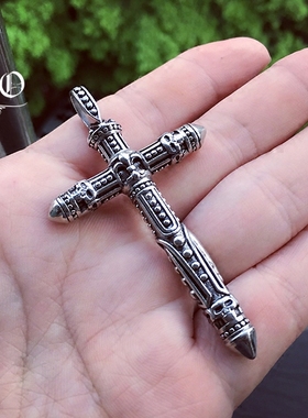 朋克风钛钢十字架男士雕花吊坠
