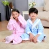 Chất liệu áo choàng tắm cho trẻ em bằng vải cotton cho bé trai và bé gái trùm đầu áo choàng tắm mùa xuân hè thu đông và đồ ngủ dày mùa đông bơi lội - Khăn tắm / áo choàng tắm ao choang tam Khăn tắm / áo choàng tắm