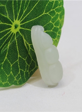 项链坠和田玉挂件送证书