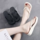 Dép xỏ ngón mới 2019 thời trang nữ mùa hè dốc với đáy dày chống trượt hoang dã bãi biển nhúm dép và dép đi biển - Dép giày dép nữ Dép