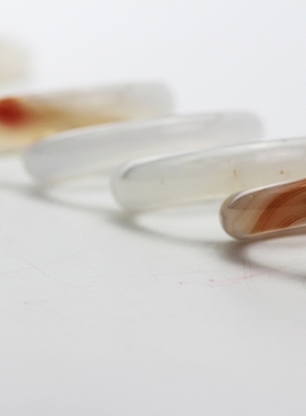 阜新玛瑙白色复古风夏季搭配手镯