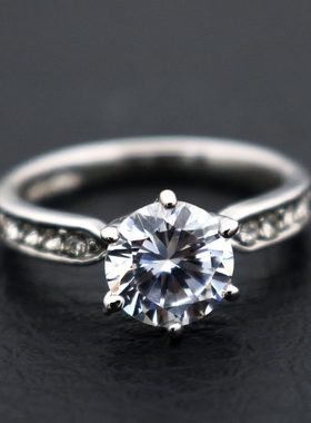 日韩版时尚彩金玫瑰镶女大钻戒