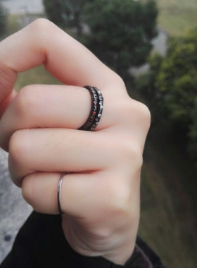 盒子里的鲸3色氧化银情侣尾戒