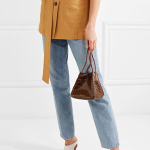 鳄鱼纹复古手提包