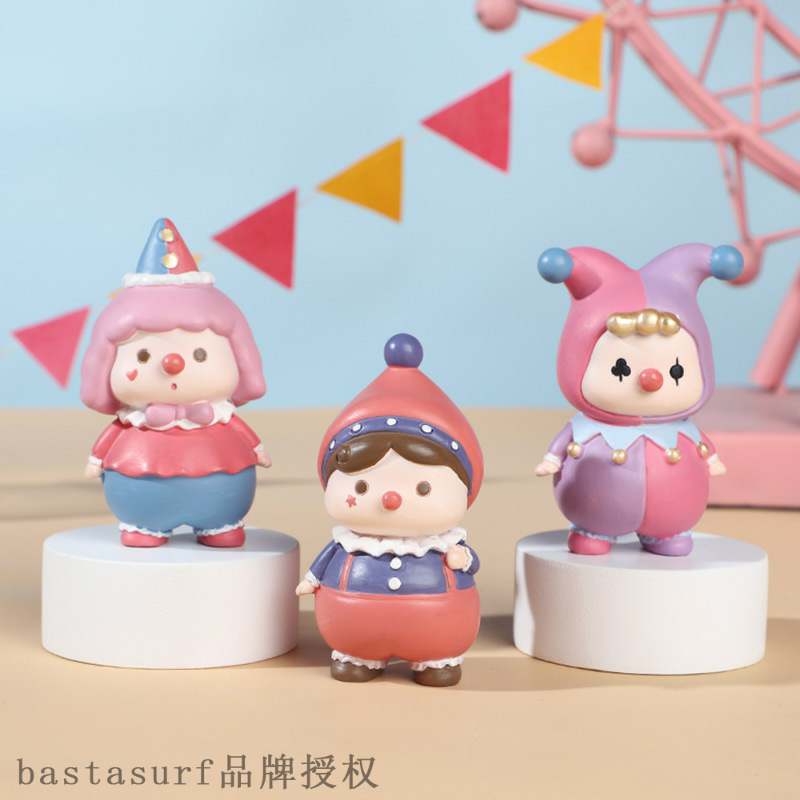 Creative blind box handhase doll ornaments resin crXaftd map - 图3