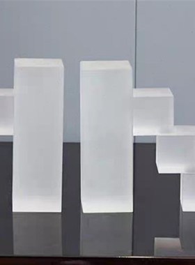 年创意书档现代简约家居摆件样板房摆件攀登书靠