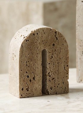 北欧风黄洞石家居摆件中古 大理石书挡书立创意桌面办公室装饰品