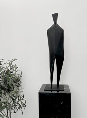 现代简约黑色抽象人物雕塑摆件样板房售楼处客厅装饰高级摆件轻奢