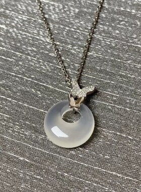 小红书爆款蝶恋平安扣项链女s925纯银蝴蝶和田玉T吊坠小众锁骨链