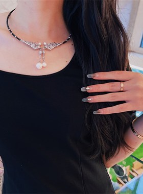 新款天然珍珠尖晶石项链小众设计锁骨链精致项圈短款颈链女气质