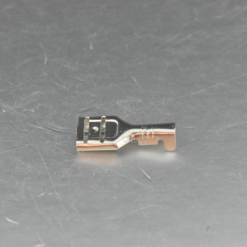 6.3 Putting spring+D rectangular hard sleeve button switching copper wiring terminal direct -inserted cold pressure terminal 100