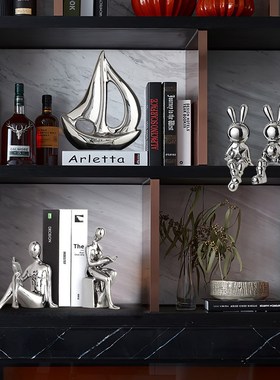 书挡人物摆件现代轻奢客厅办公室桌面摆设书架高级感酒柜软装饰品