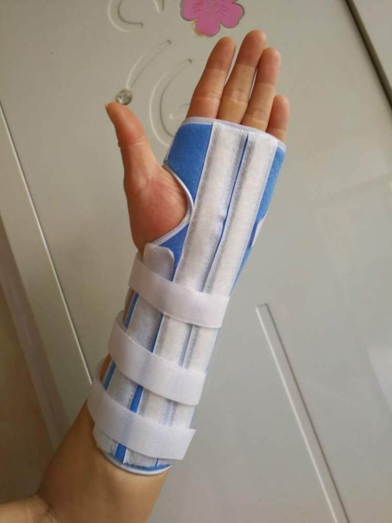 c1 Wrist erote2tion fracture fixpd spliRnt sprain joi - 图2