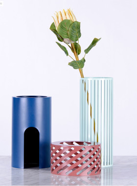 北欧极简约客厅几何镂空插花瓶y器摆件设现代样板房售楼处软装饰
