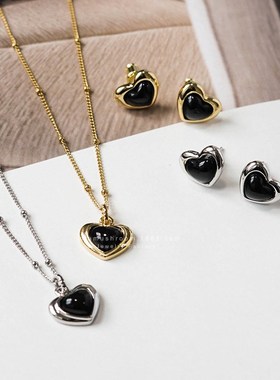 韩国insc风东大门跨境设计感黑色爱心造型项链 简约黑桃心女毛衣