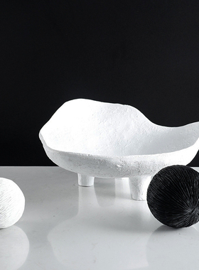 简约现代侘寂风样板间桌面装饰品锤D纹高脚托盘不规则三足果盘摆