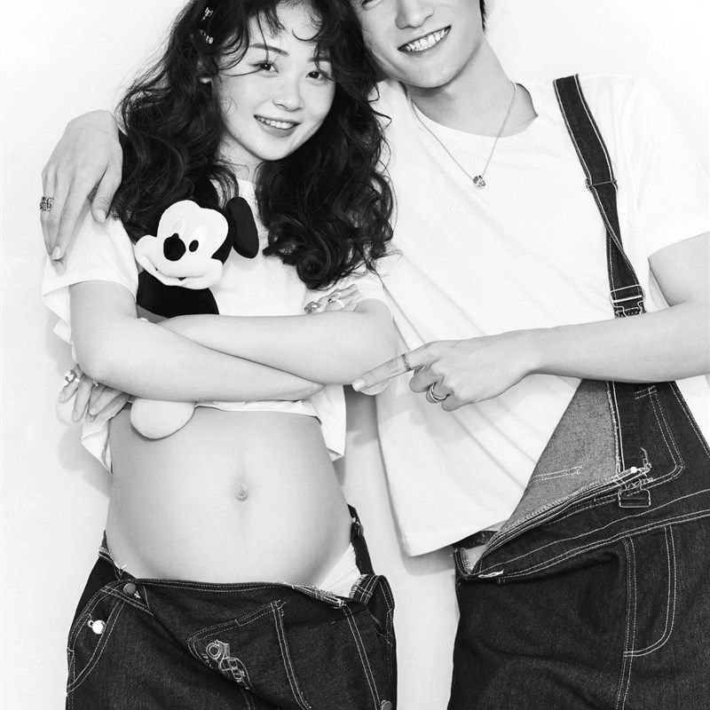 孕妇照片写真服装情侣装牛仔背带裤孕妇情侣夫妻写真拍照主题服装,淘宝优惠券,粉丝福利购,淘宝优惠卷